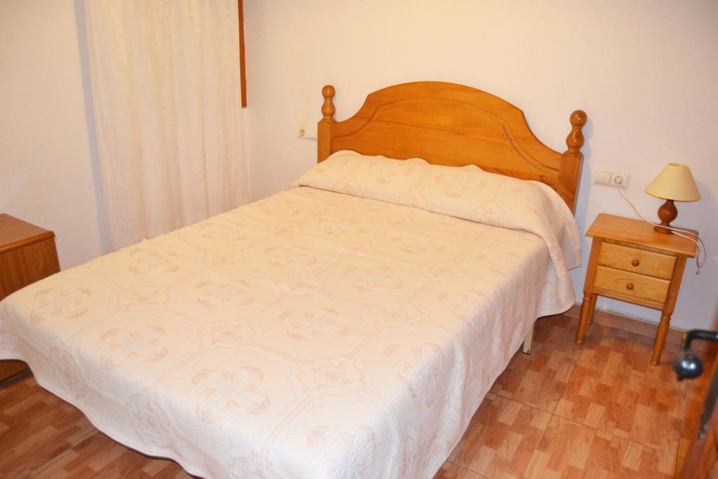 3 Locdenia